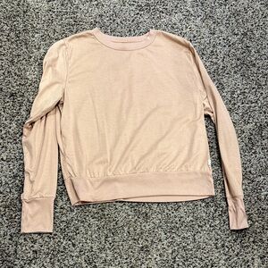 Vuori Women's Daydream Crew in light pink